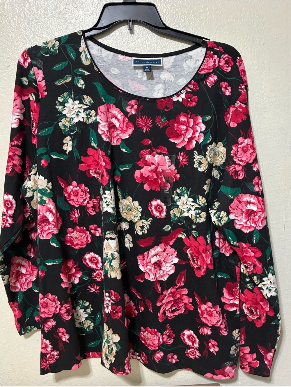 Karen Scott Black Floral Long-Sleeve Women's Top - Pink & Cream Roses